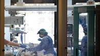 Bologna ricorda le vittime del Covid con un'opera collettiva