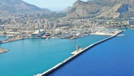Traffico di auto di lusso rubate al porto di Palermo verso la Tunisia