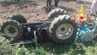 Muore schiacciato dal trattore, vittima trovata 24 ore dopo
