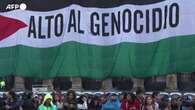 Colombia, gigantesca bandiera palestinese sulla facciata del palazzo del Congresso