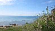 Consulta conferma divieto costruzioni entro 150 metri da mare