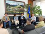 Amb. De Riu incontra sindaci comuni Kosovo del nord