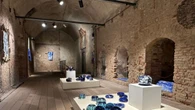 'Nel blu dipinto di blu', omaggio all'arte in ceramica di Valter Boj