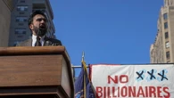 I leader di New York varano la tassa sui pied-a-terre milionari