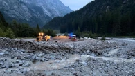 Val Genova, dopo la colata detritica accesso resta chiuso. Recuperati i veicoli