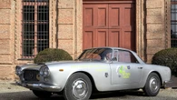 Asi attraversa l'Italia con una Lancia Flaminia GT Touring a bio-benzina