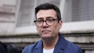 Via libera a Burnham, potrà candidarsi per un seggio in Parlamento