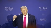 Trump, 'l'Iran fa un po' il furbo ma non può ricattarci'