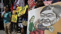 L'ex presidente filippino Duterte sarà processato dalla Cpi