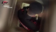 I carabinieri scovano un bunker con via di fuga per latitanti nel Reggino