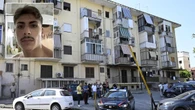 Freddato davanti casa a Napoli un 21enne incensurato, forse per una lite durante una partita di calcetto