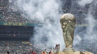 Da Shakira a Bocelli, si accende lo stadio Azteca