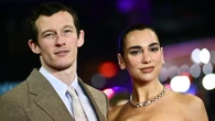 Dua Lipa e Callum Turner, festa in Sicilia dopo le nozze a Londra