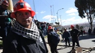 Bolivia, scontri a La Paz: i minatori chiedono le dimissioni del presidente Paz