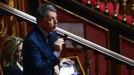 Renzi, Meloni scaricata dal suo guru, il crollo è appena cominciato