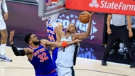 La Knicks-mania di New York travolge il pupazzo Elmo, 'non è un vero tifoso'