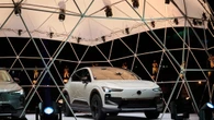 Volvo EX60 Cross Country, a Roma debutta il suv elettrico pensato per l'avventura