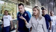 Salvini chiude i gazebo e lancia la candidatura di Silvia Sardone a Milano