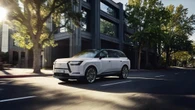 Lexus presenta TZ, il suv elettrico a sei posti