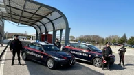 Ruba bancomat a paziente e preleva 8mila euro, denunciata Oss