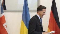 Media, la Nato non acquisterà più aerei da ricognizione Usa