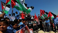I due attivisti della Flotilla ancora in Libia, la visita del console