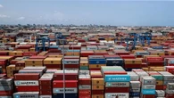 Istat, ad aprile export +8,8% su anno in valore, su mese -2,2%