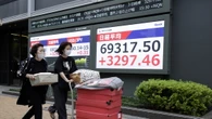 Borsa Tokyo aggiorna record, Nikkei supera per la prima volta quota 70mila