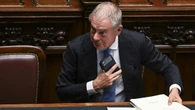 Urso: 'Nelle prossime ore il via libera del Mef al decreto incentivi auto'