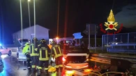 Scontro tra due automobili nel Trevigiano, un morto e sette feriti