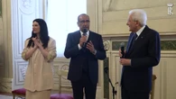 Cantanti di Sanremo intonano 'Azzurro' per Mattarella
