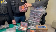 Le mani dei clan sul traffico di droga tra Catania e Siracusa, 15 arresti
