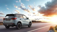 Su Vitara Hybrid la tecnologia per la sicurezza è facile e comprensibile