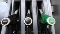 Mimit, ancora ribassi per i carburanti, verde self a 1,872 euro