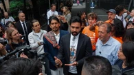 Tre candidati appoggiati da Mamdani vincono alle primarie di New York