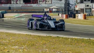 Porsche presenta 975 RSE, la nuova monoposto di Formula E