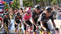 Vingegaard abbraccia famiglia e piange, 'col Giro è triplete, davvero speciale'