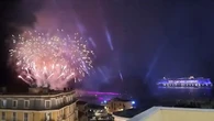 Sanremo, fuochi d'artificio sul mare