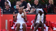 Tennis: si ritira Mboko, niente doppio per Serena Williams e Queen's finito
