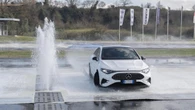 Mercedes, lezione di sicurezza stradale a Vallelunga con 40 studenti