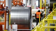 Indice Pmi manifattura sale a maggio a 52,9, record da aprile 2022