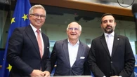 Accordo in Ue sul regolamento rimpatri, sì agli hub in Paesi terzi