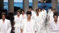 >>>ANSA/Le vacanze siciliane di Dolce e Gabbana, sfila l'identità del brand
