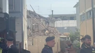 Crollo in una palazzina dopo un'esplosione, si cerca ancora una dispersa