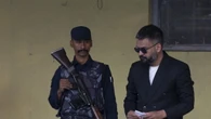 L'ex rapper Balen supera l'ex premier nepalese nello stesso seggio elettorale