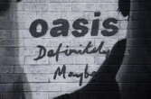 Il Manchester City presenta maglia in onore degli Oasis