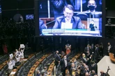 Em busca da estabilidade política