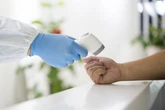 Medir a temperatura no pulso adianta para monitorar casos de Covid-19?