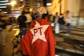 Bolsonaro torce para que Lula vá às ruas protestar contra ele
