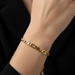 Gelang 2 Gram, 4 Gram, atau 10 Gram: Mana yang Cocok untuk Tangan Berisi?